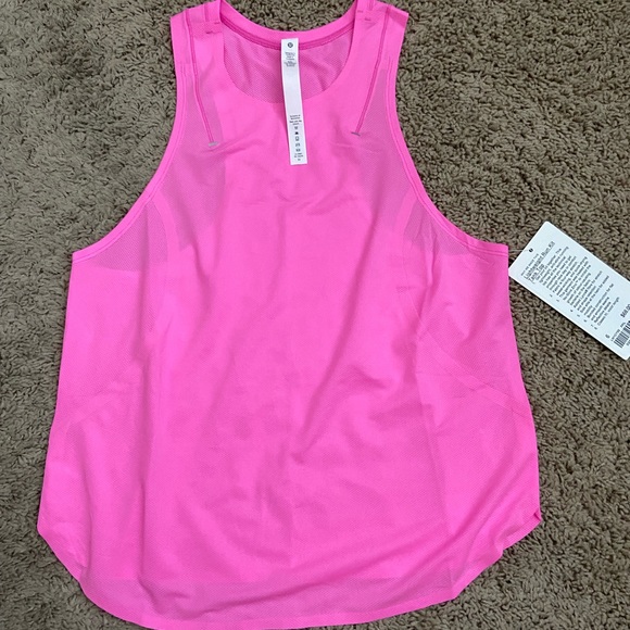 lululemon athletica Tops - NWT Lululemon Lightweight Run Knit Tank